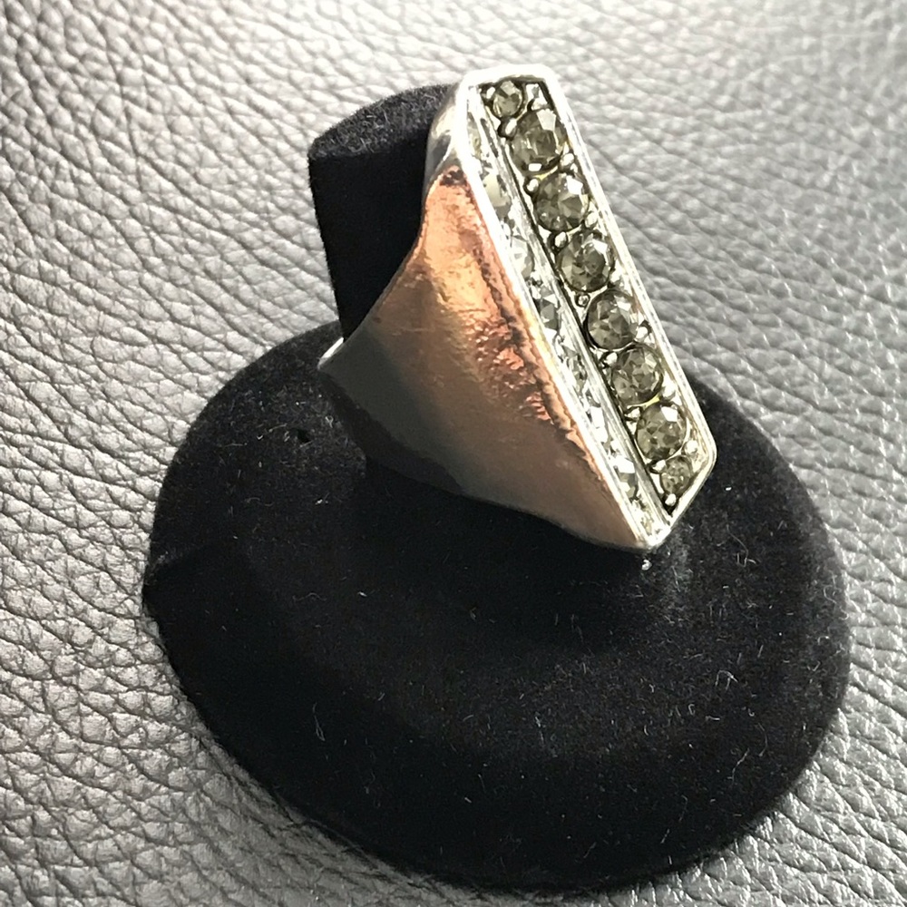 Long Silver Diamond Ring 💍 - Picture 3 of 6